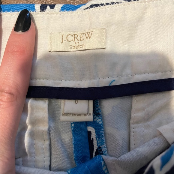J. Crew Factory | Chino Vacation Shorts and Scarf - Picture 7 of 10